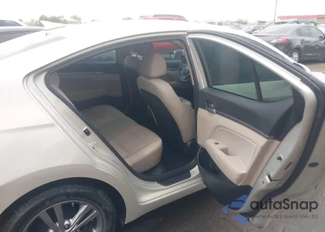 2017 Hyundai Elantra Se из США, поврежденный, VIN 5NPD84LF6HH082364